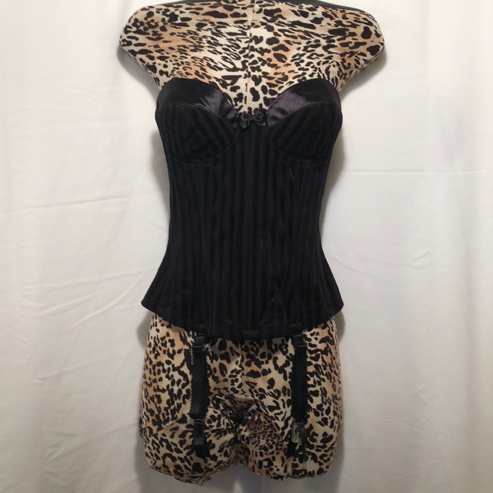Victoria’s Secret Black Top (Bustier)
